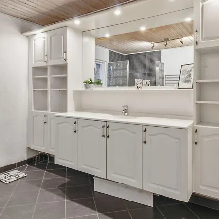 Aku - 24km From The Sea By Interhome Dom wakacyjny